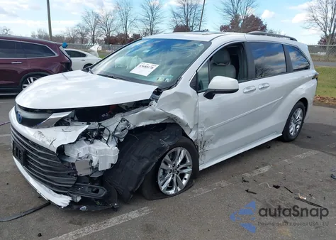 2025 Toyota Sienna Xle from USA, damaged, VIN 5TDJSKFC0SS211050